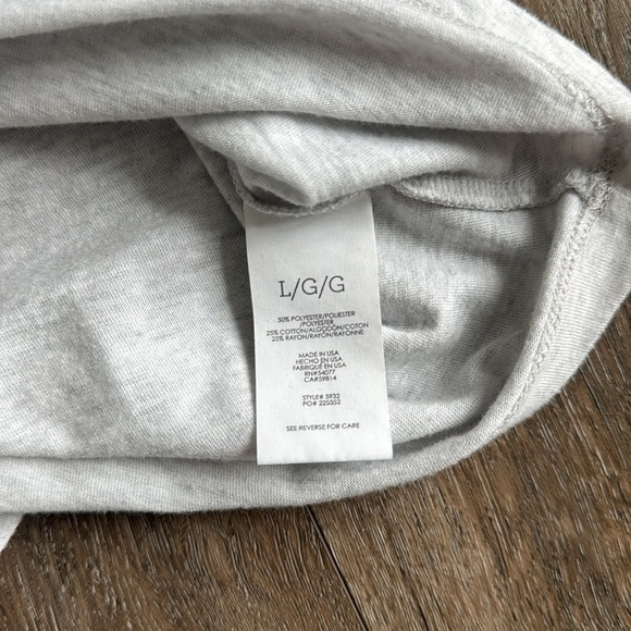 Cabi tee shirt. Women’s size large. Rose floral heart design. Like new! - Picture 4 of 5